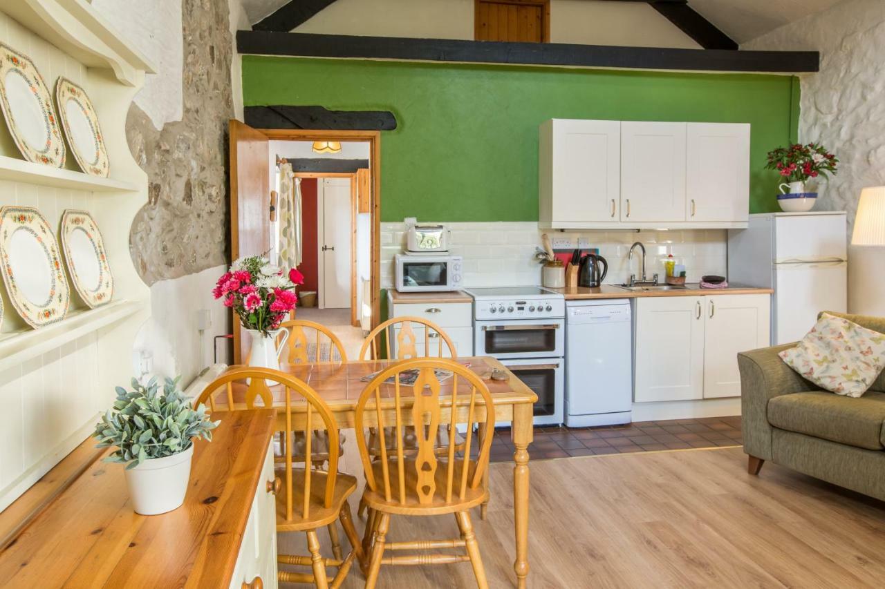 Cwm Connell Coastal Cottages Moylgrove Dış mekan fotoğraf