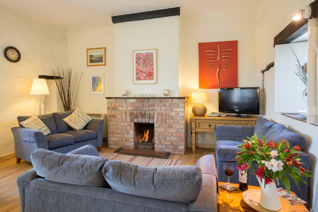 Cwm Connell Coastal Cottages Moylgrove Dış mekan fotoğraf