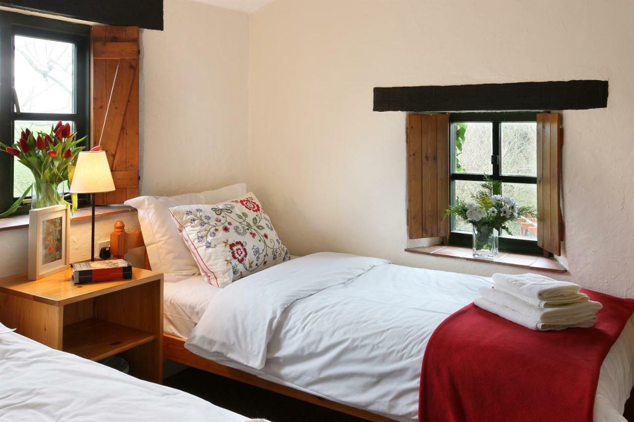 Cwm Connell Coastal Cottages Moylgrove Dış mekan fotoğraf