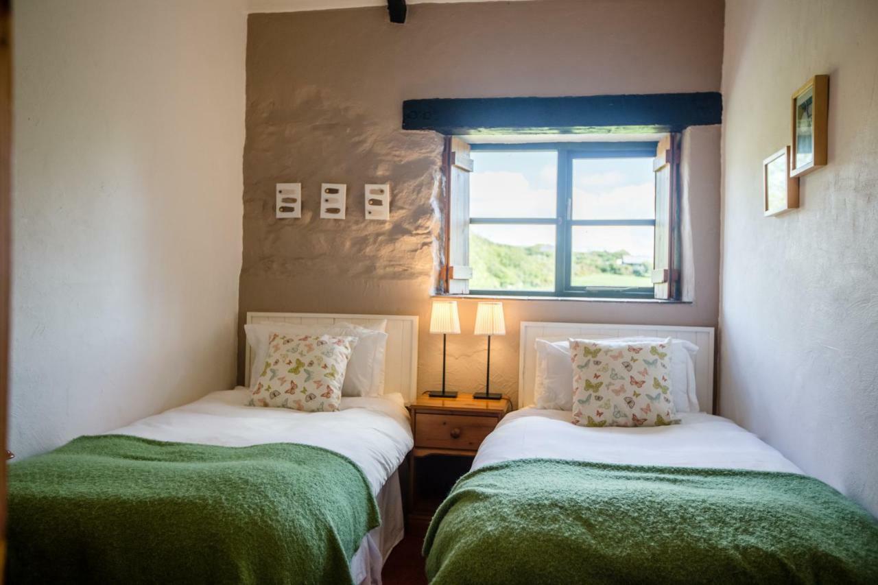 Cwm Connell Coastal Cottages Moylgrove Dış mekan fotoğraf