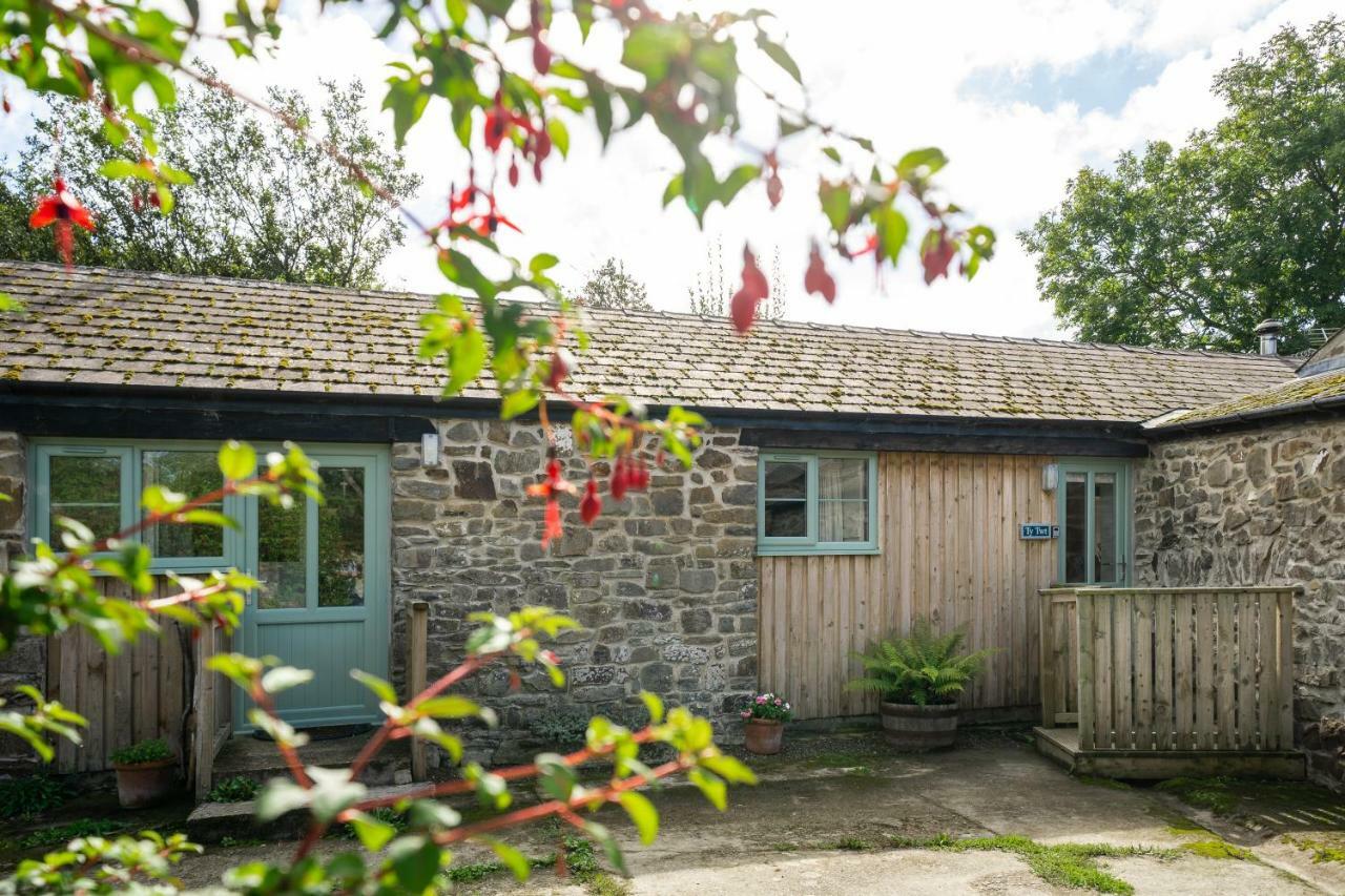 Cwm Connell Coastal Cottages Moylgrove Dış mekan fotoğraf
